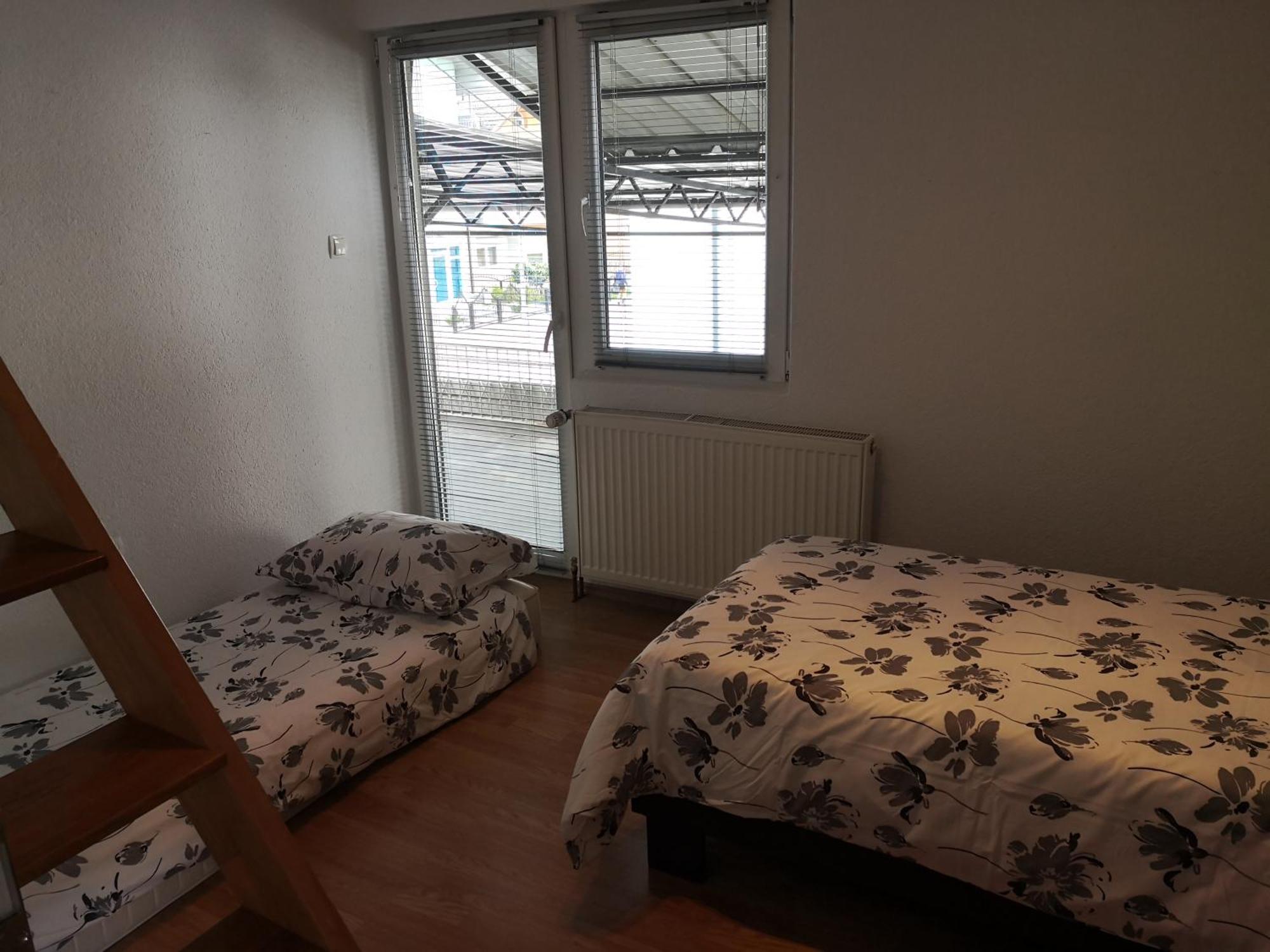 Appartement Apartman Sana Lux à Sanski Most Extérieur photo